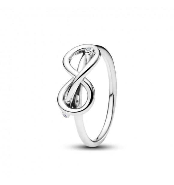 PANDORA 193759C01 Anillo de plata de ley con nudo infinito y circonitas cúbicas transparentes