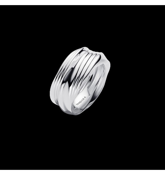 193890C00-58 Twisted sterling silver ring set