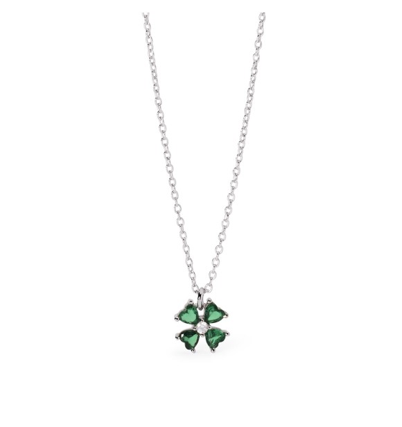 Gargantilla de plata 925 rodiada con cadena forzatina de 1 mm y colgante de trébol de cuatro hojas de 7,
5x7,5 mm con esmeraldas sintéticas talla corazón de 3x3 mm y circonita de 1,75 mm, largo regulable de 39 a 43 cm