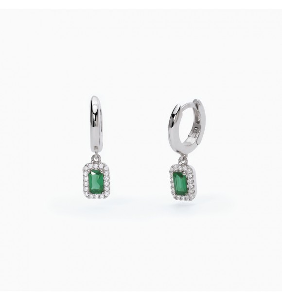 Pendientes de plata 925 rodiada con esmeraldas sintéticas talla baguette 5x3 mm y circonitas blancas 1,
00 mm, cierre a presión, exterior 12 mm, largo total 2 cm