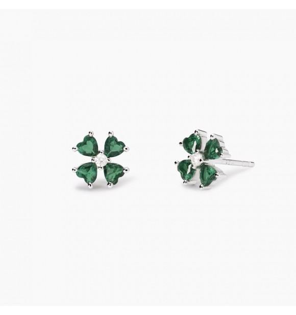 Pendientes de trébol de cuatro hojas de plata 925 rodiada de 7,
5x7,5 mm con esmeraldas sintéticas talla corazón de 3x3 mm y circonitas de 1,75 mm
