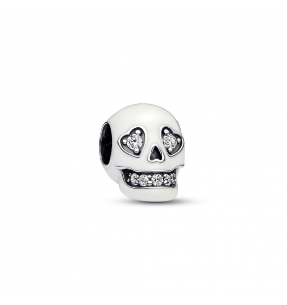 PANDORA 792811C01 Charm de calavera en plata de primera ley con circonita cúbica transparente y esmalte blanco que brilla en la oscuridad.